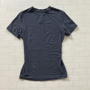 NWOT SKIMS Fit Everybody Short Sleeve T-Shirt - Graphite - S